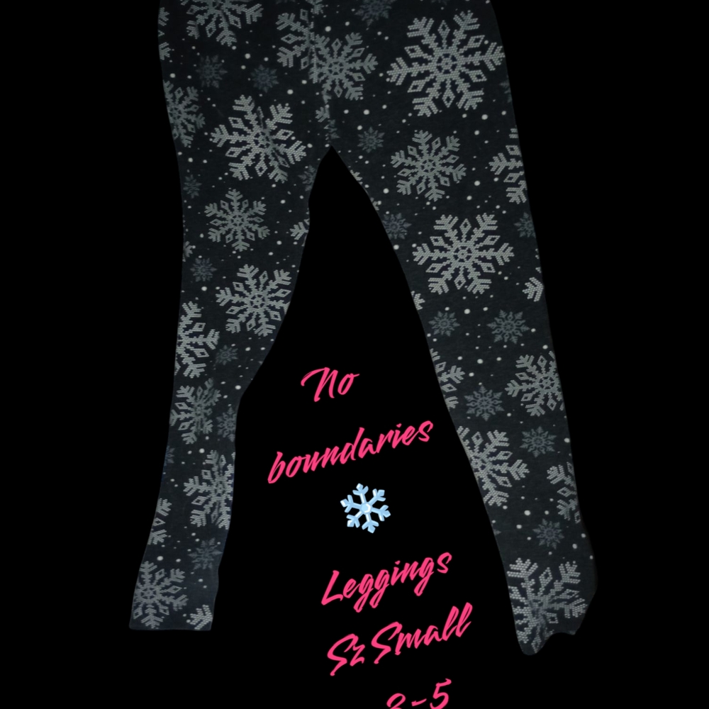 No Boundaries Black Snowflake Leggings